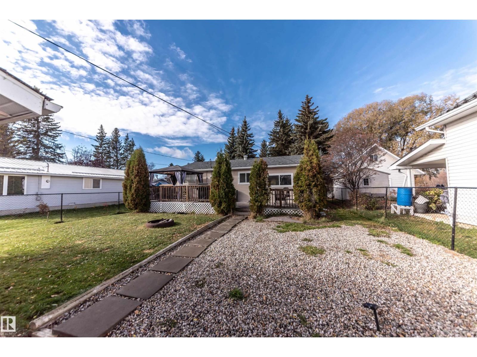 5021 Lakeview, Rural Lac Ste. Anne County, Alberta  T0E 0A0 - Photo 2 - E4462750