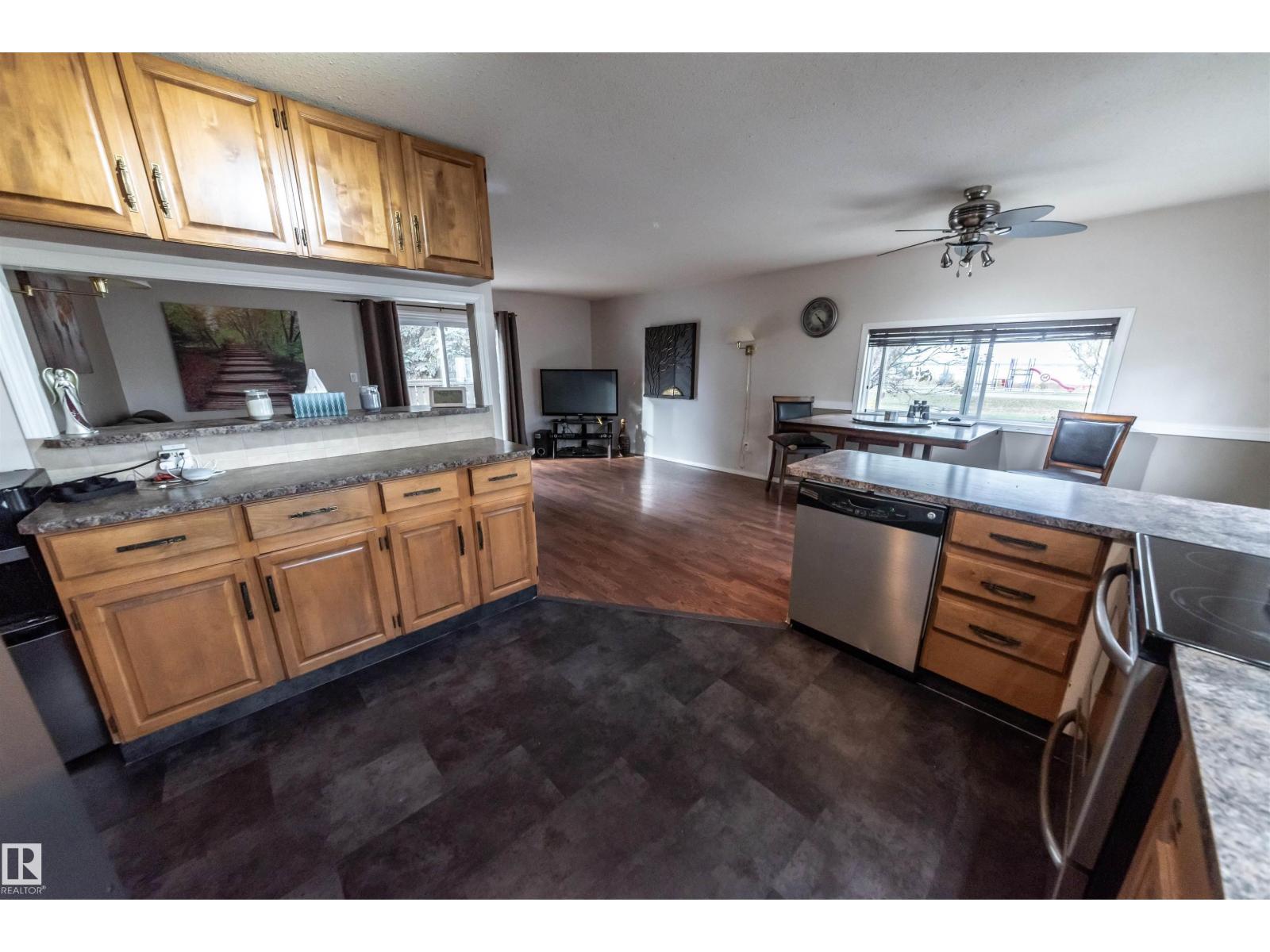 5021 Lakeview, Rural Lac Ste. Anne County, Alberta  T0E 0A0 - Photo 30 - E4462750