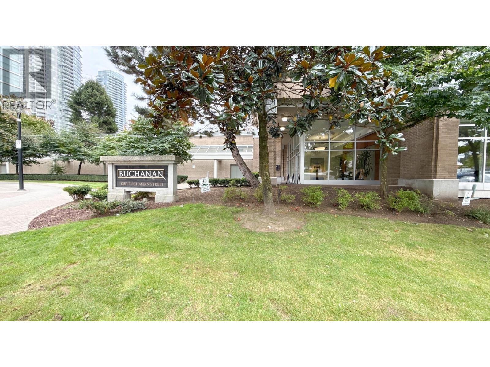401 4388 Buchanan Street, Burnaby, British Columbia  V5C 6R8 - Photo 5 - R3058620