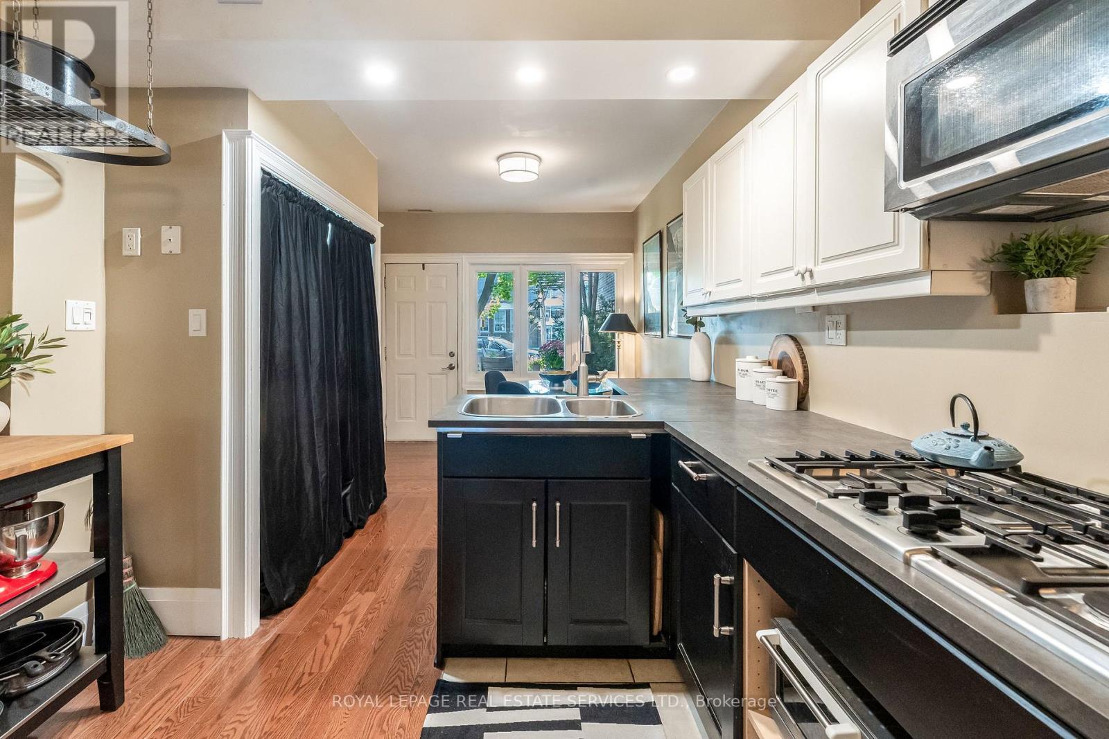 150 Stanley Avenue, Toronto, Ontario  M8V 1N9 - Photo 18 - W12470870