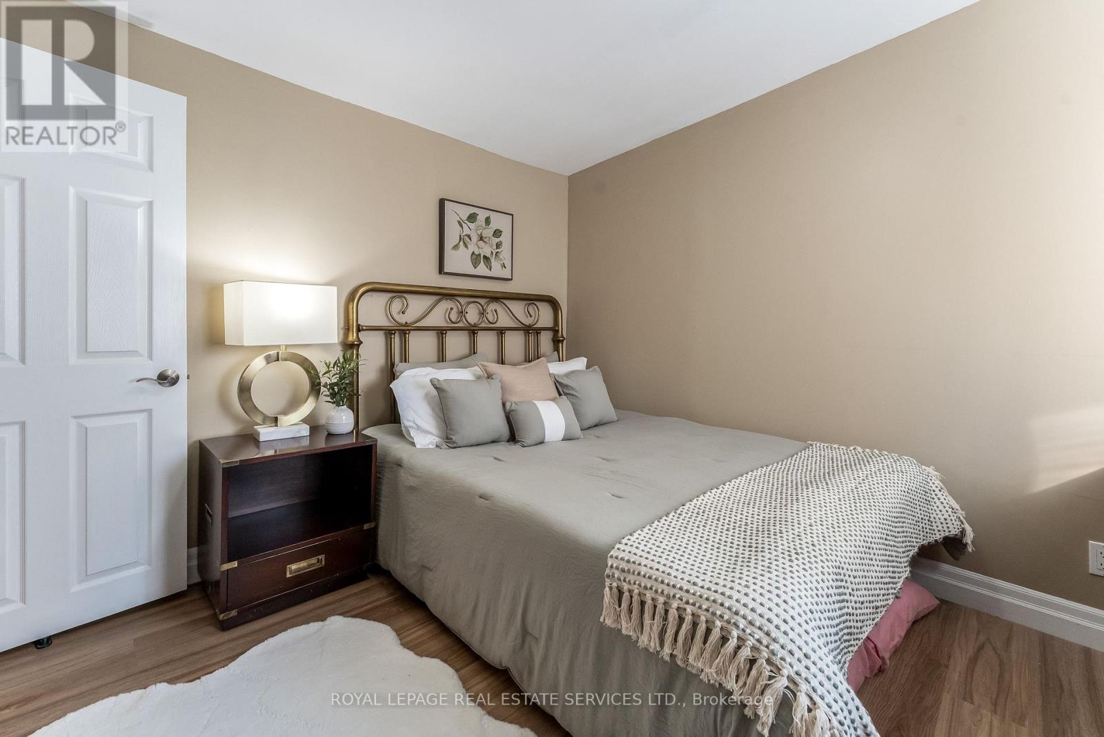 150 Stanley Avenue, Toronto, Ontario  M8V 1N9 - Photo 25 - W12470870