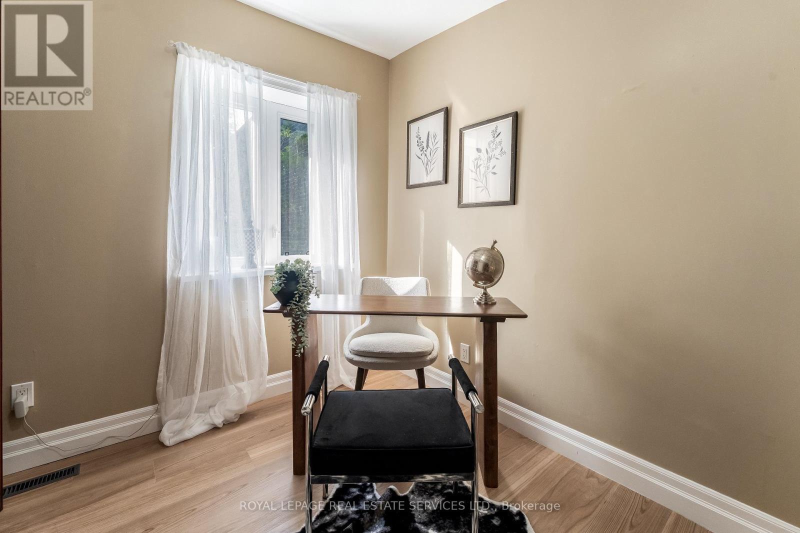 150 Stanley Avenue, Toronto, Ontario  M8V 1N9 - Photo 28 - W12470870