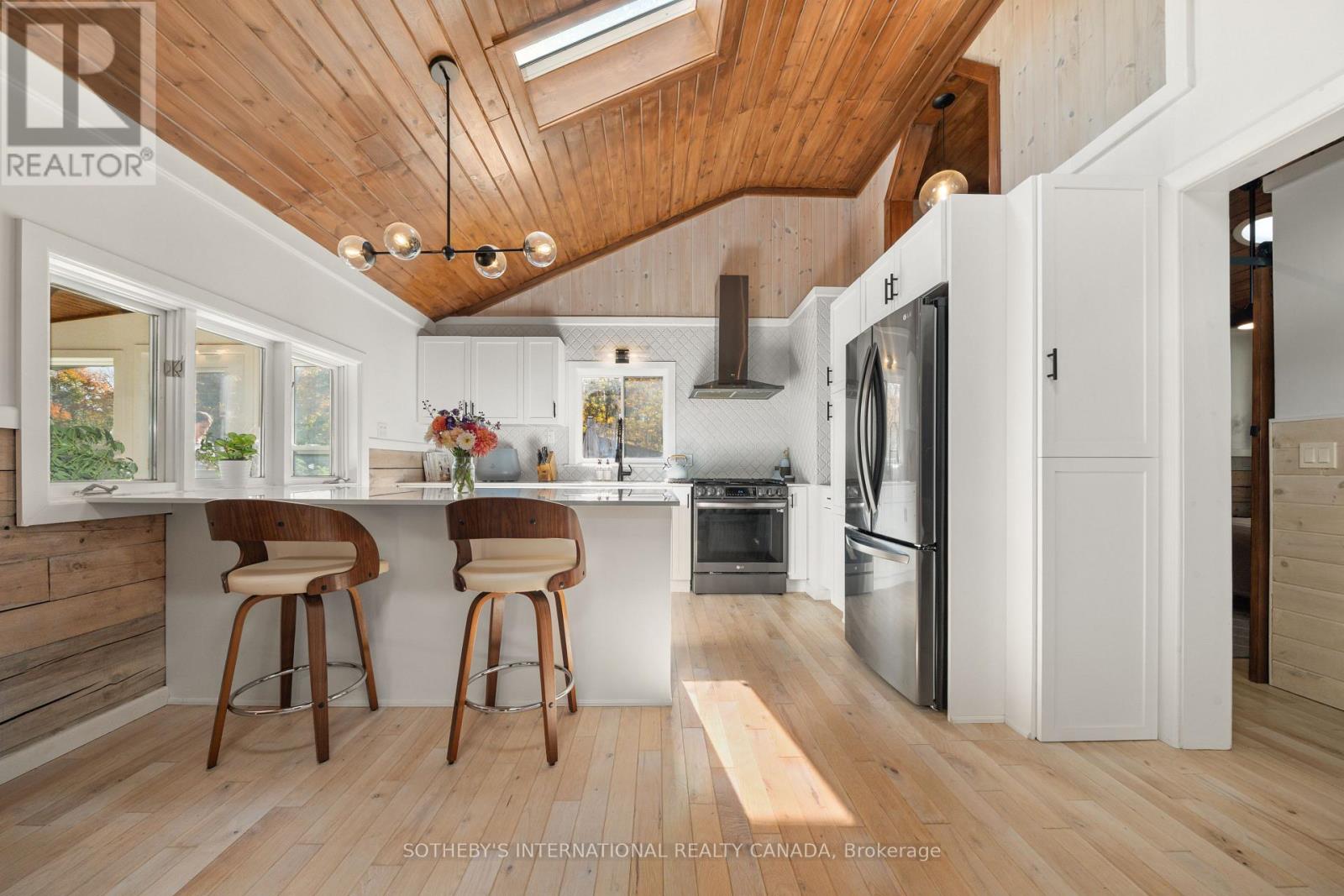 220 Easterbrook Road S, Prince Edward County, Ontario  K0K 2P0 - Photo 10 - X12469470