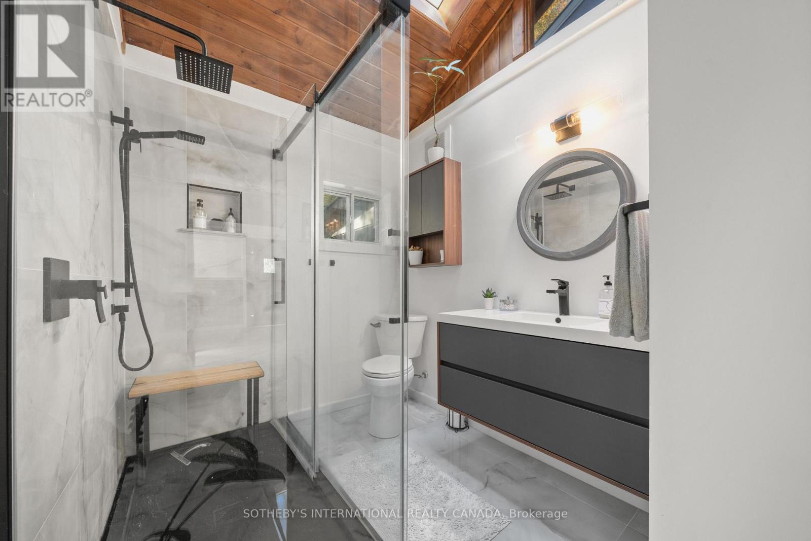 220 Easterbrook Road S, Prince Edward County, Ontario  K0K 2P0 - Photo 17 - X12469470