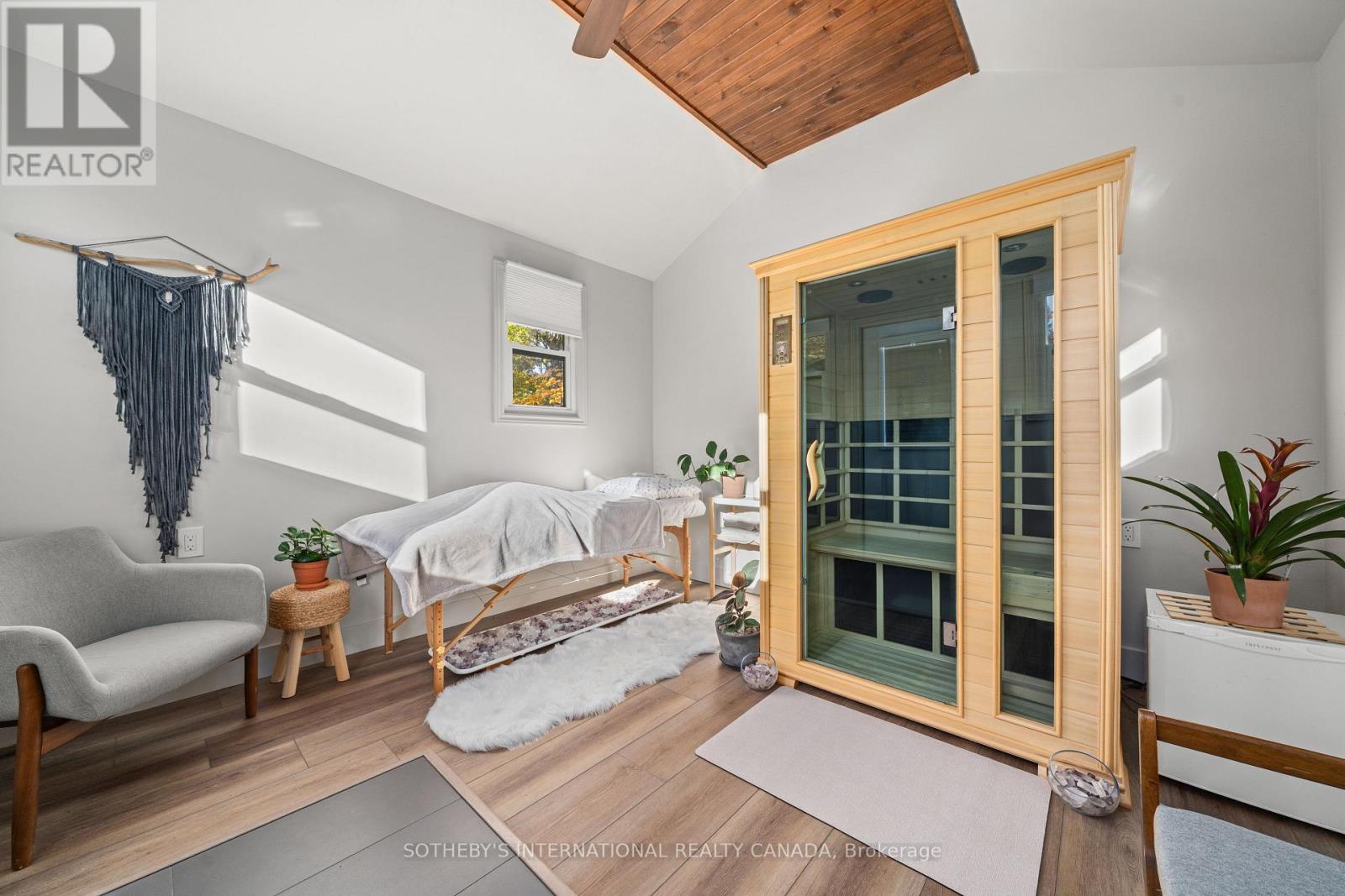 220 Easterbrook Road S, Prince Edward County, Ontario  K0K 2P0 - Photo 28 - X12469470