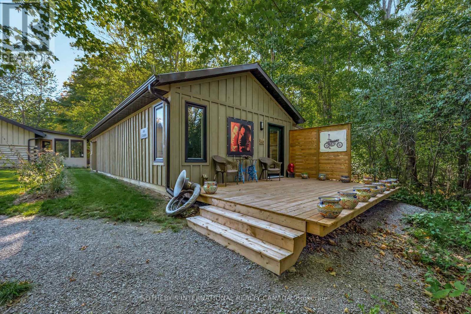 220 Easterbrook Road S, Prince Edward County, Ontario  K0K 2P0 - Photo 40 - X12469470
