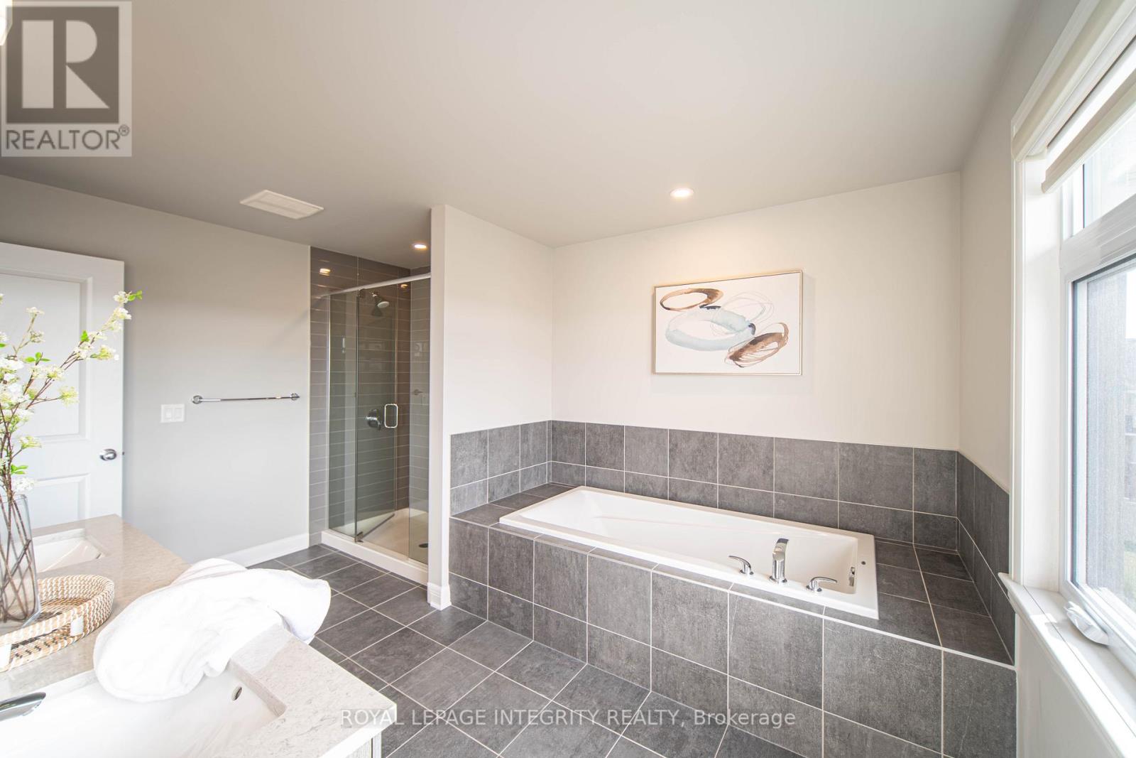 28 Greensand Place, Ottawa, Ontario  K2T 0L9 - Photo 25 - X12470895