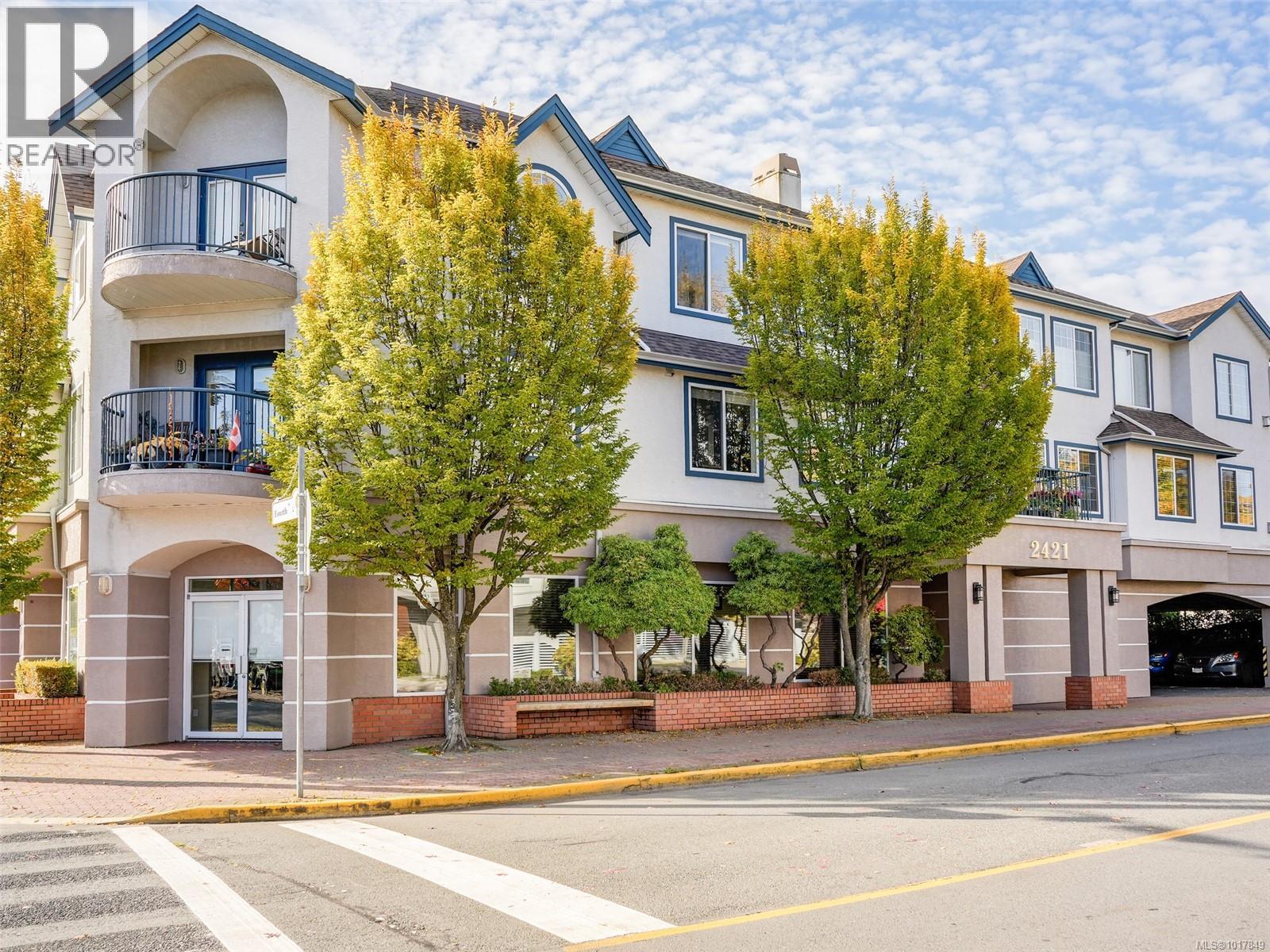 201 2421 Sidney Ave, Sidney, British Columbia