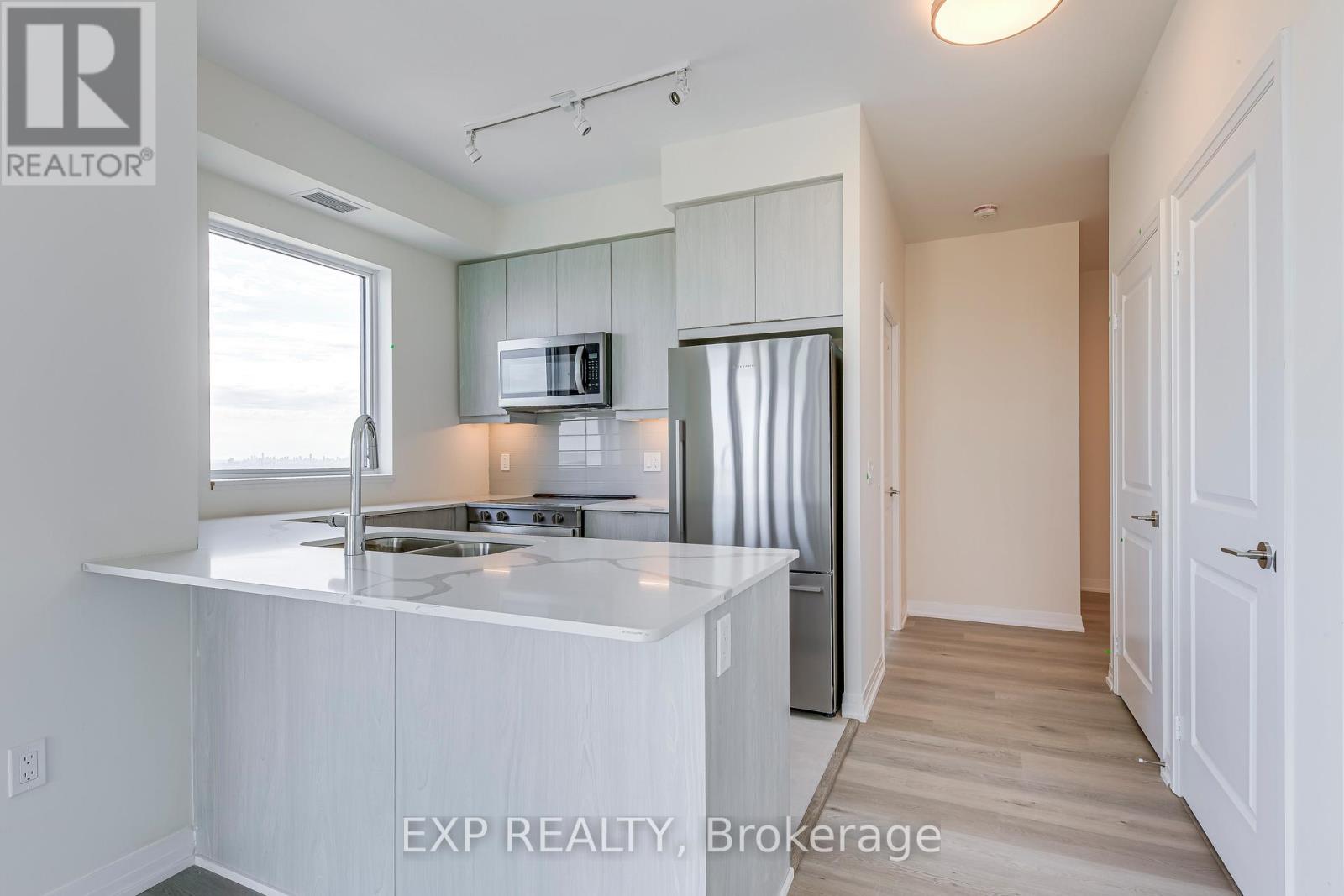 3608 - 15 Watergarden Drive, Mississauga, Ontario  L5R 0H4 - Photo 11 - W12469537
