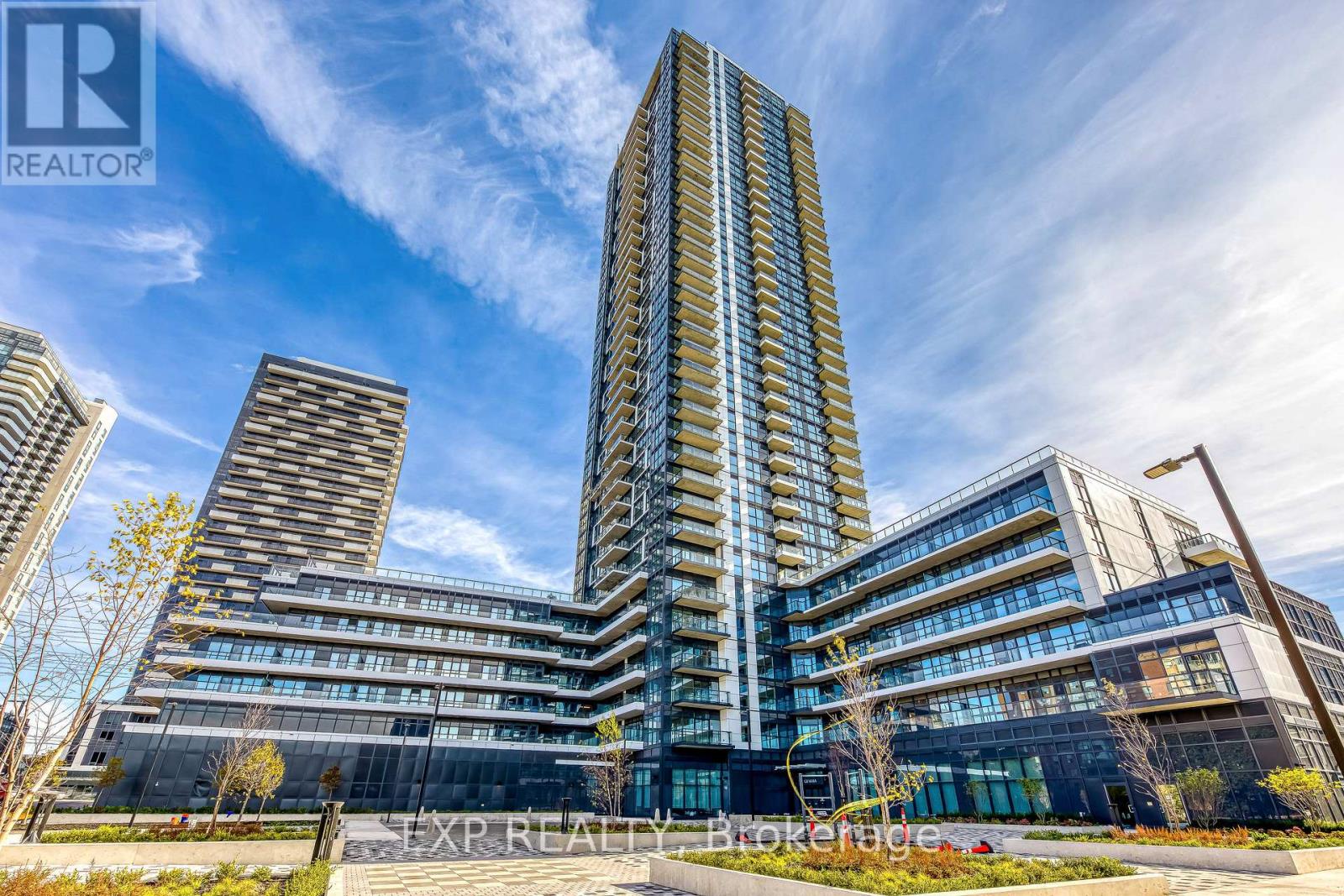 3608 - 15 Watergarden Drive, Mississauga, Ontario  L5R 0H4 - Photo 2 - W12469537