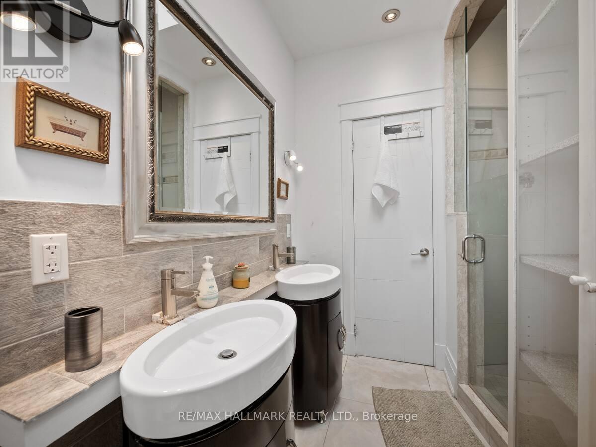 218 Northwood Drive, Toronto, Ontario  M2M 2K4 - Photo 20 - C12470880