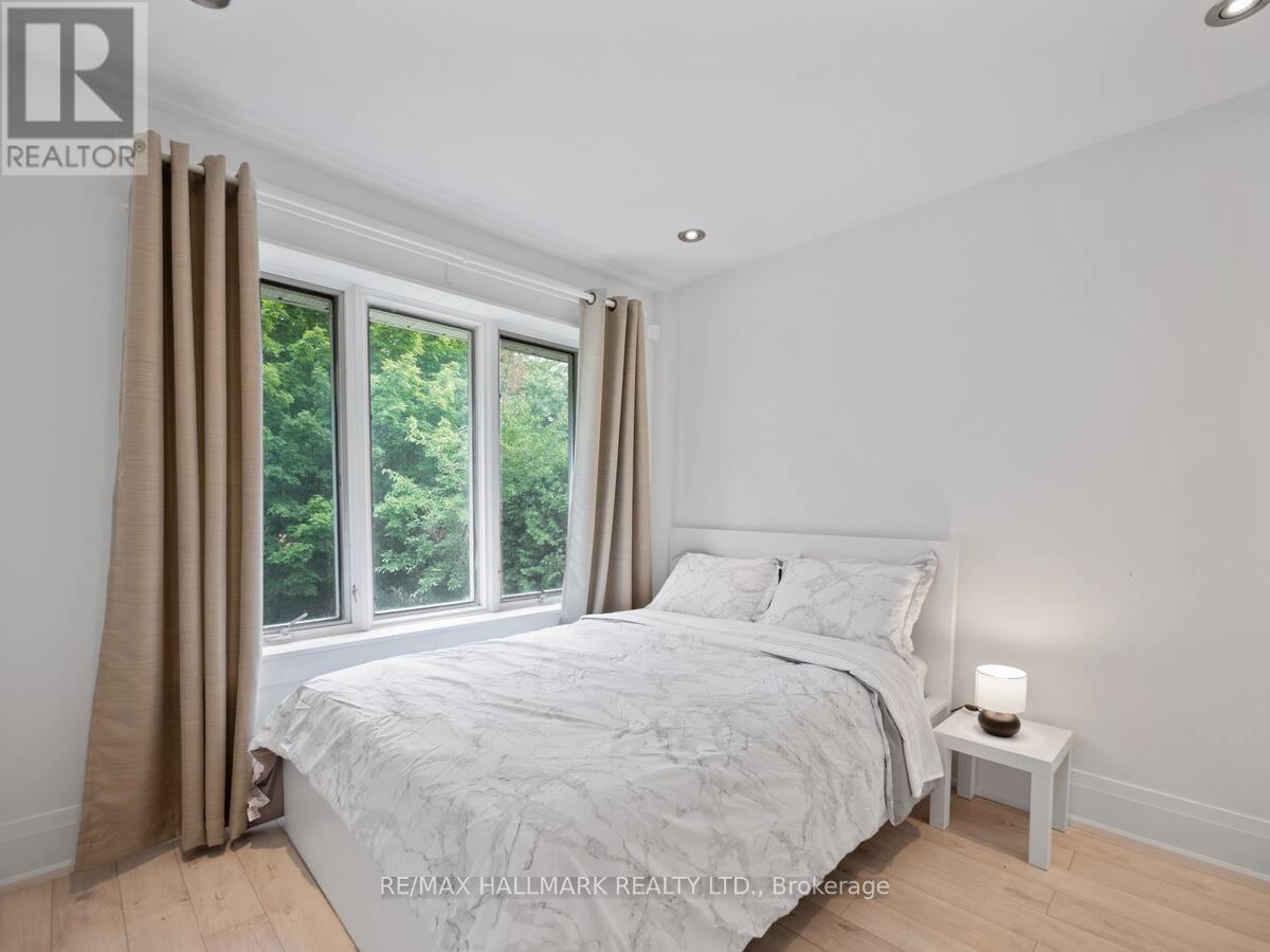 218 Northwood Drive, Toronto, Ontario  M2M 2K4 - Photo 22 - C12470880