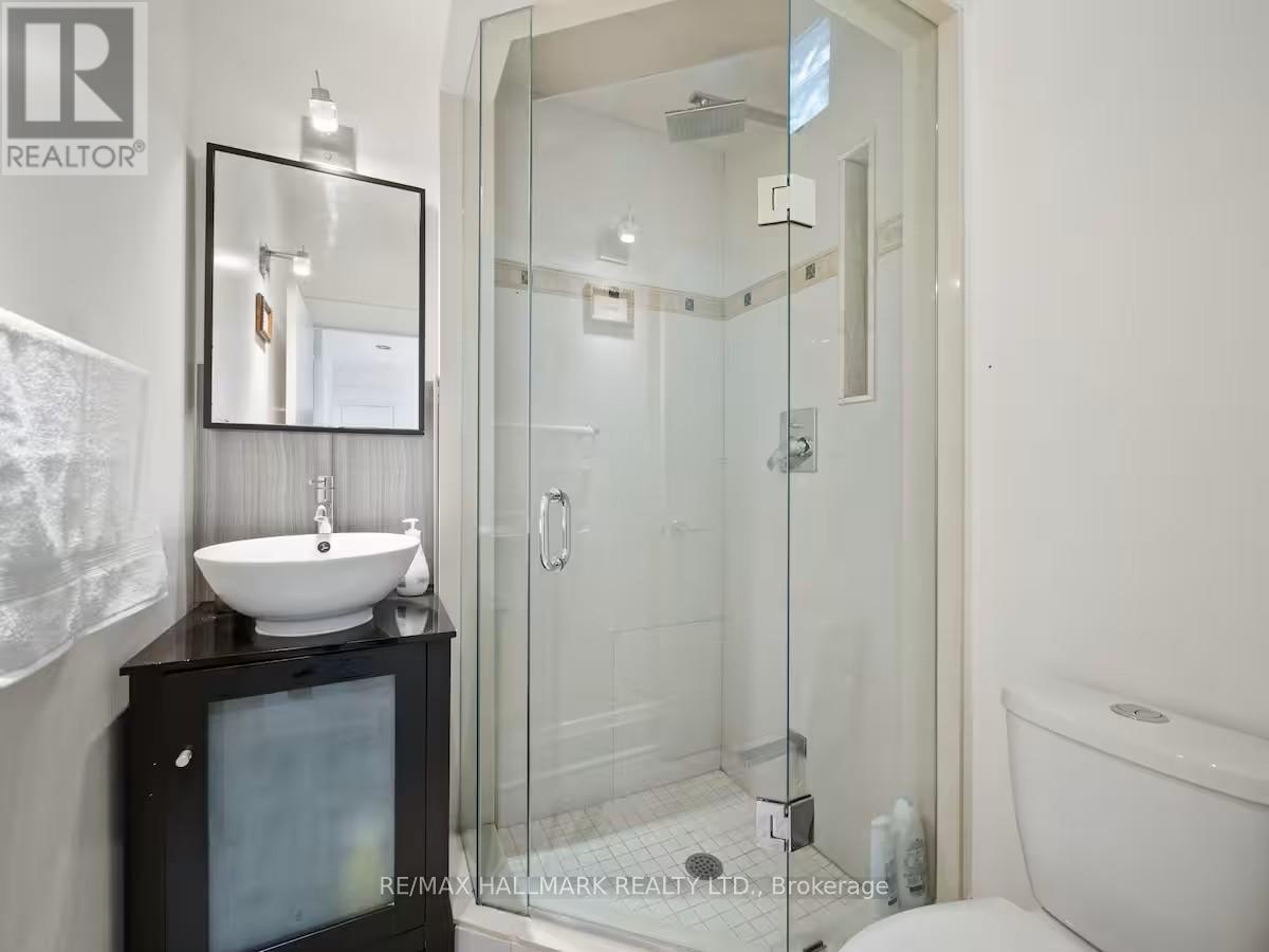 218 Northwood Drive, Toronto, Ontario  M2M 2K4 - Photo 25 - C12470880