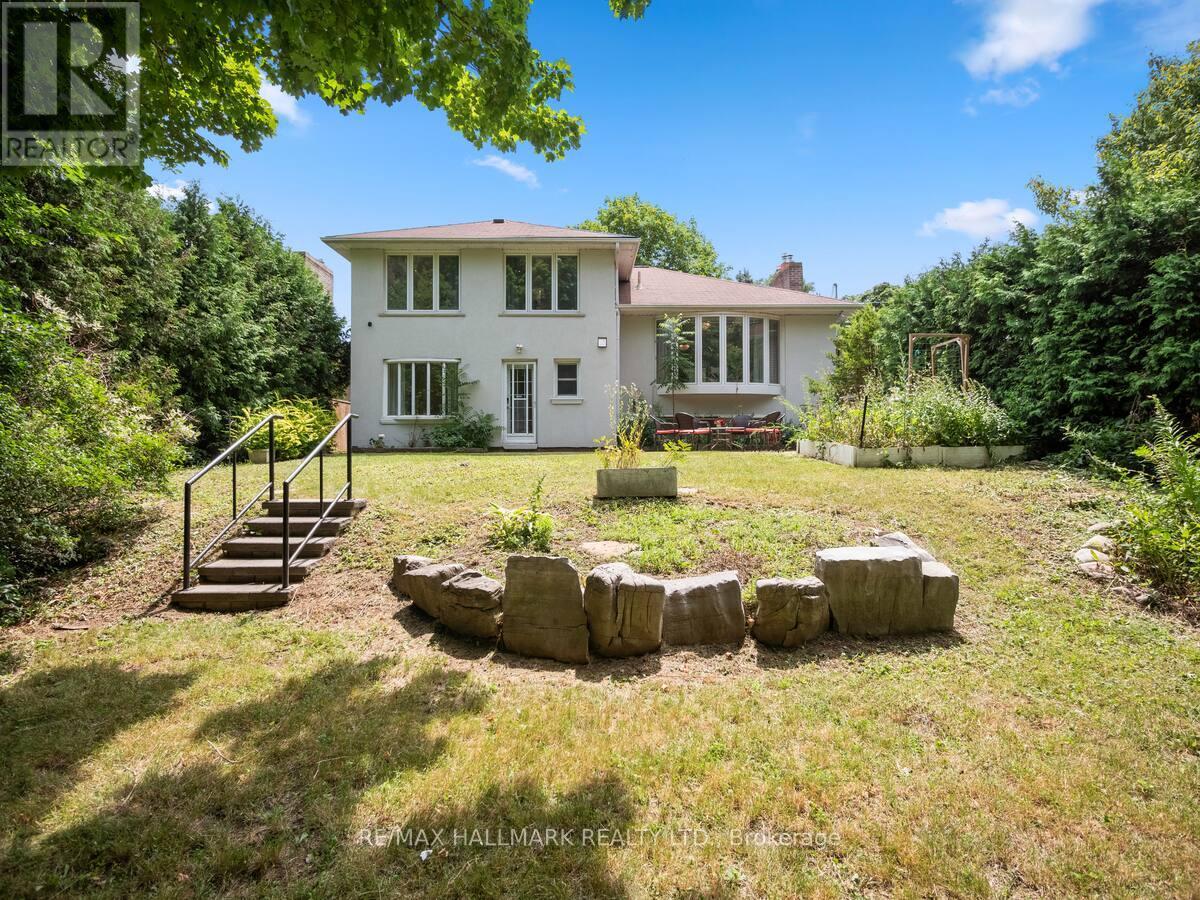 218 Northwood Drive, Toronto, Ontario  M2M 2K4 - Photo 32 - C12470880