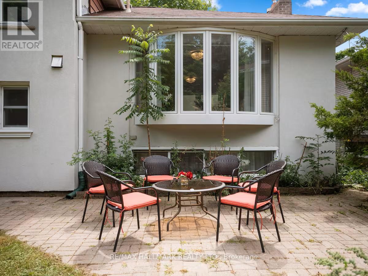 218 Northwood Drive, Toronto, Ontario  M2M 2K4 - Photo 33 - C12470880