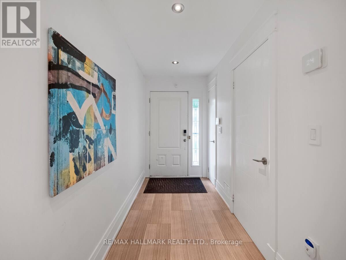 218 Northwood Drive, Toronto, Ontario  M2M 2K4 - Photo 4 - C12470880