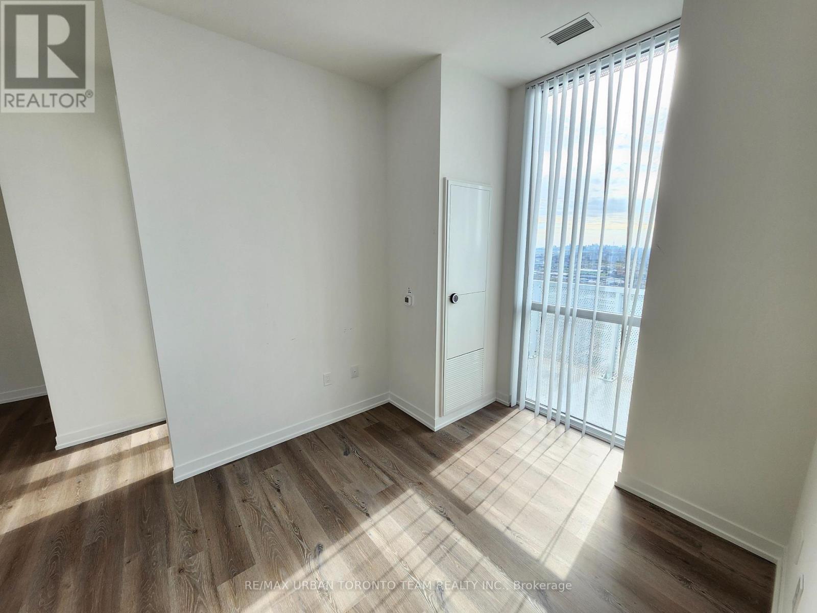 Ph102 - 225 Commerce St Street, Vaughan, Ontario  L4K 0R1 - Photo 3 - N12470894
