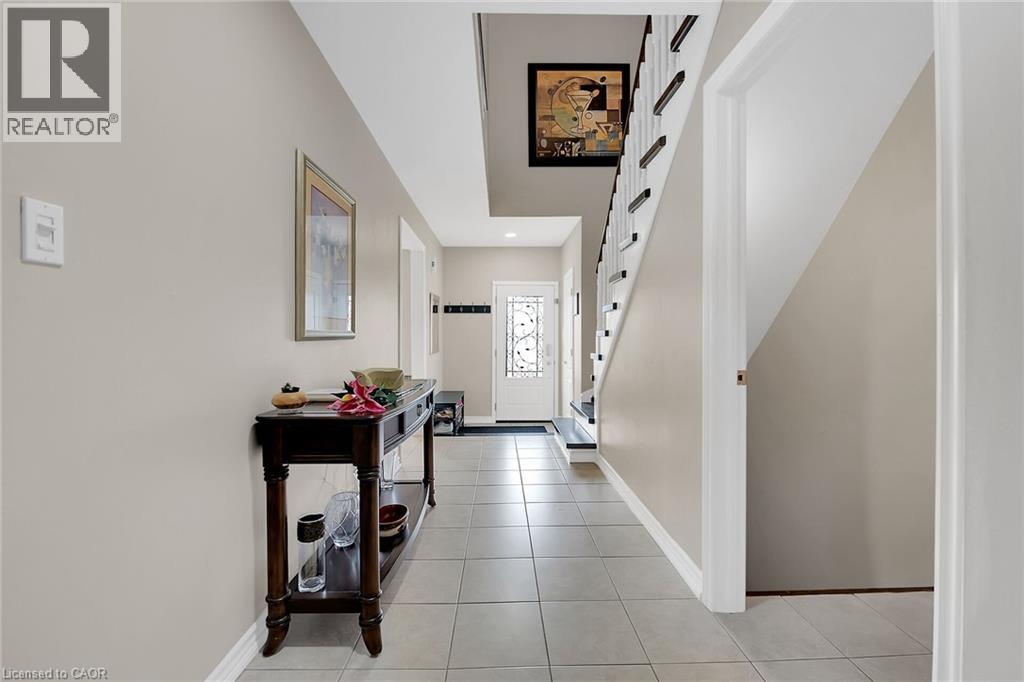 10 Edgewater Drive, Stoney Creek, Ontario  L8E 4Z3 - Photo 14 - 40780434