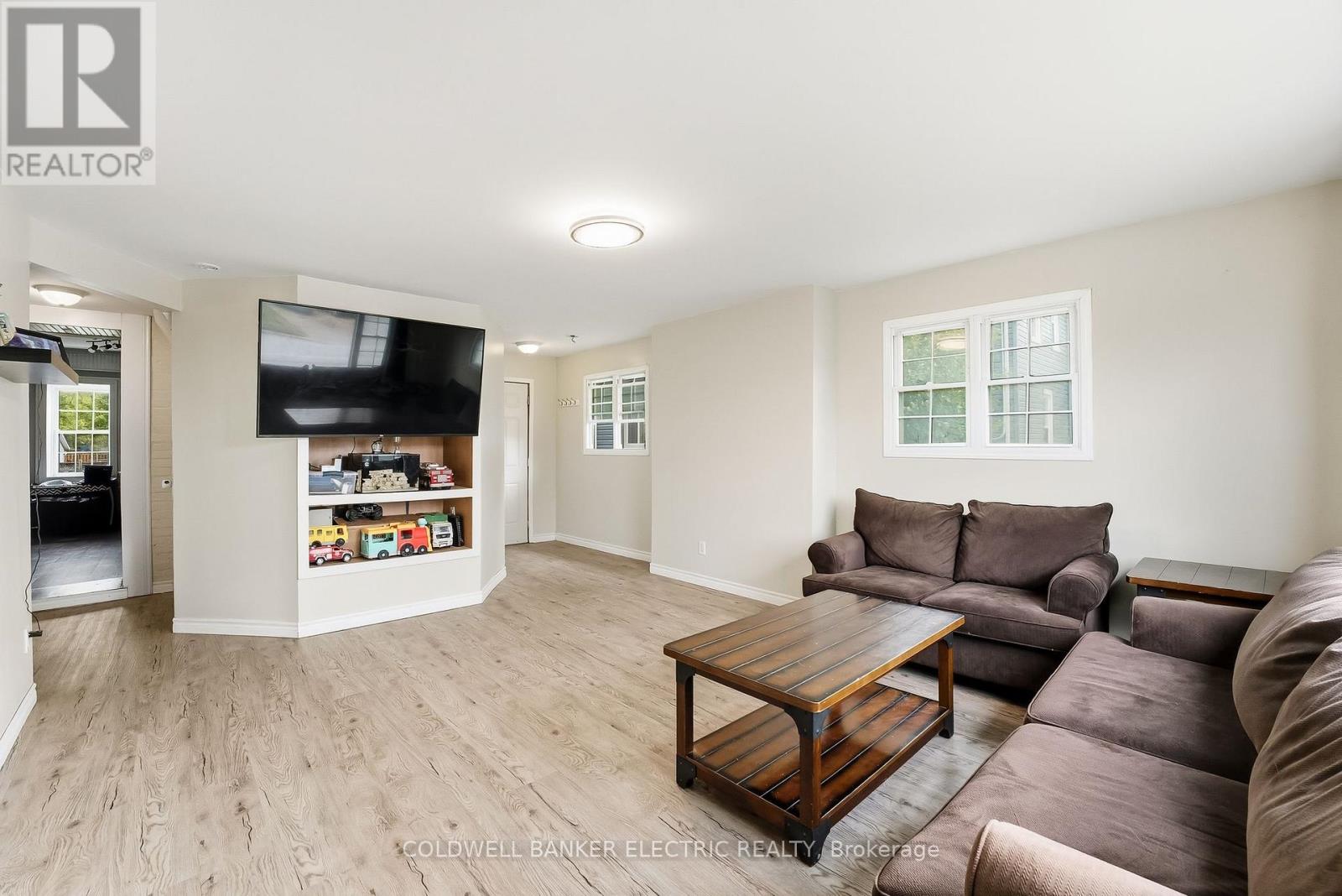 123 West Street, Quinte West, Ontario  K8V 2M4 - Photo 13 - X12470898