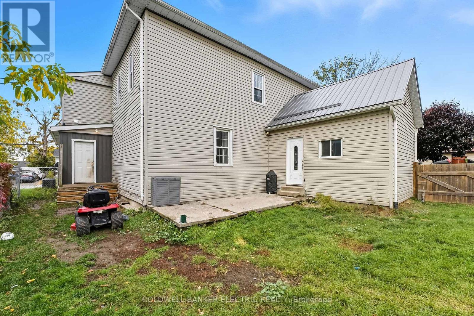 123 West Street, Quinte West, Ontario  K8V 2M4 - Photo 45 - X12470898