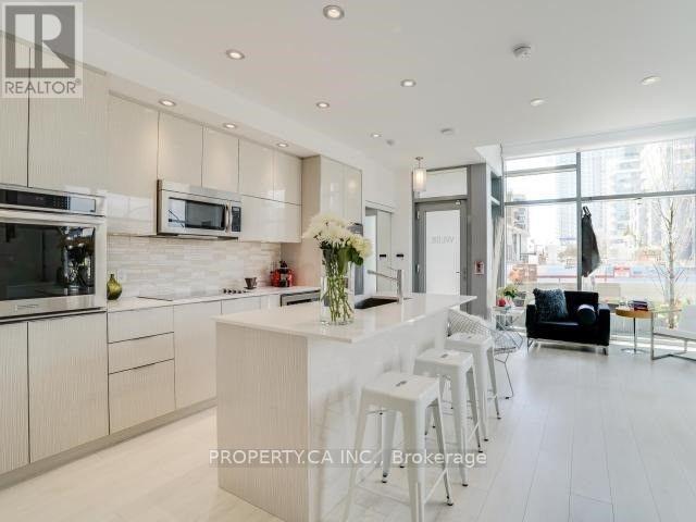 Wl08 - 80 Marine Parade Drive, Toronto, Ontario  M8V 0A3 - Photo 3 - W12470888