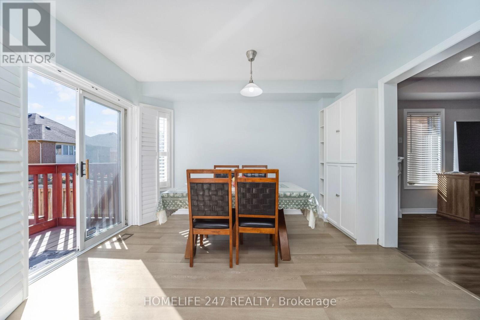 638 Madame Street, Mississauga, Ontario  L5W 1G6 - Photo 16 - W12470891