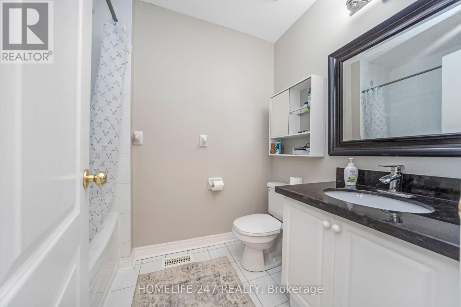 638 Madame Street, Mississauga, Ontario  L5W 1G6 - Photo 27 - W12470891