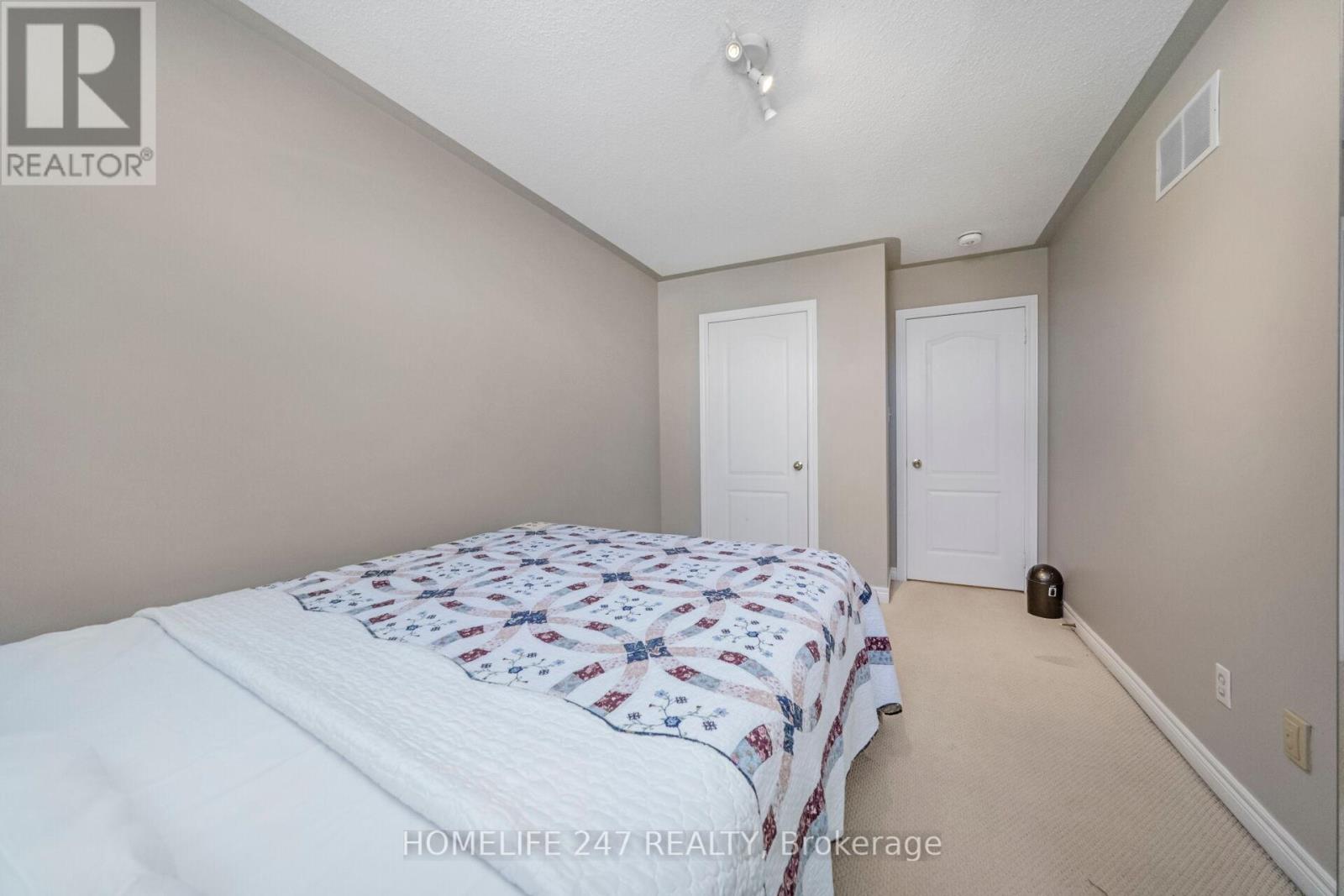 638 Madame Street, Mississauga, Ontario  L5W 1G6 - Photo 29 - W12470891