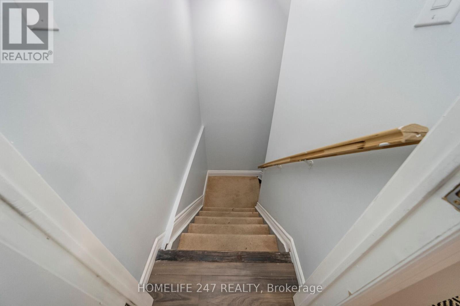 638 Madame Street, Mississauga, Ontario  L5W 1G6 - Photo 33 - W12470891
