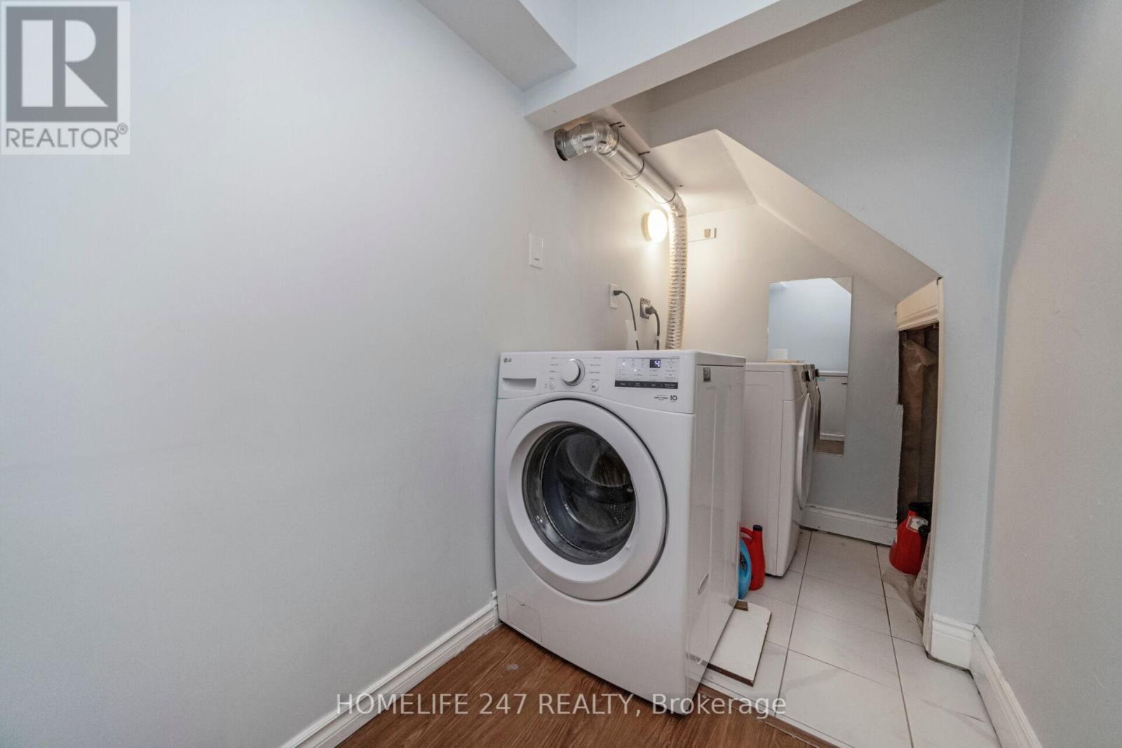 638 Madame Street, Mississauga, Ontario  L5W 1G6 - Photo 35 - W12470891