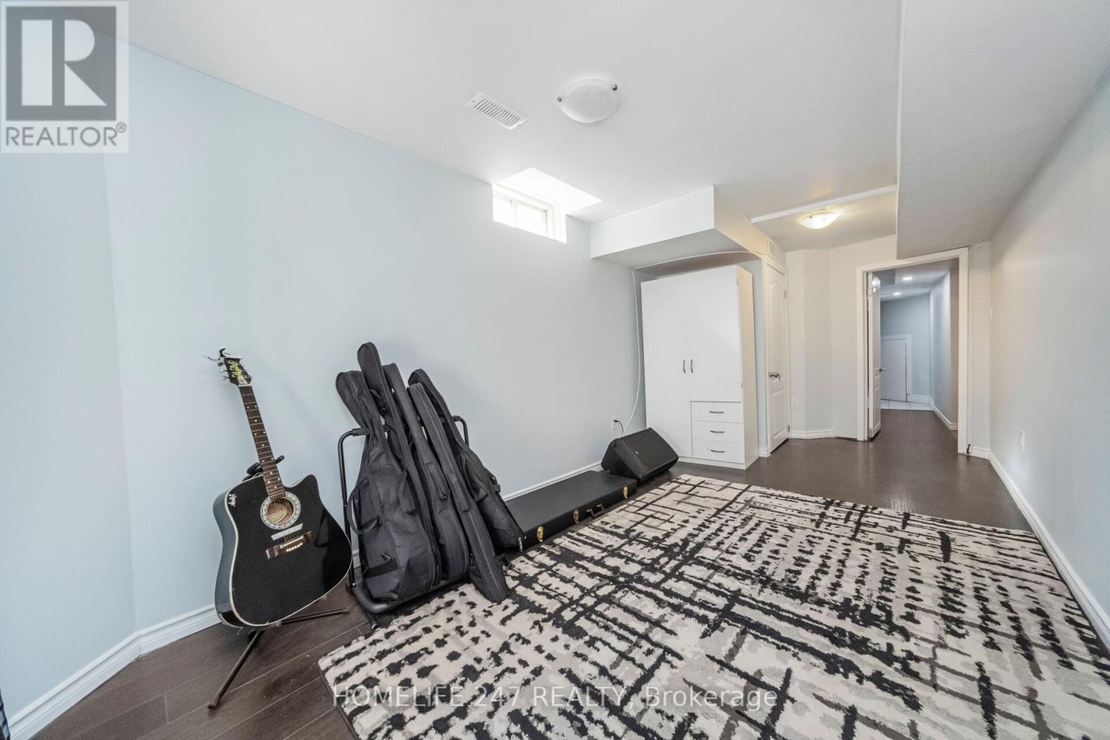 638 Madame Street, Mississauga, Ontario  L5W 1G6 - Photo 42 - W12470891
