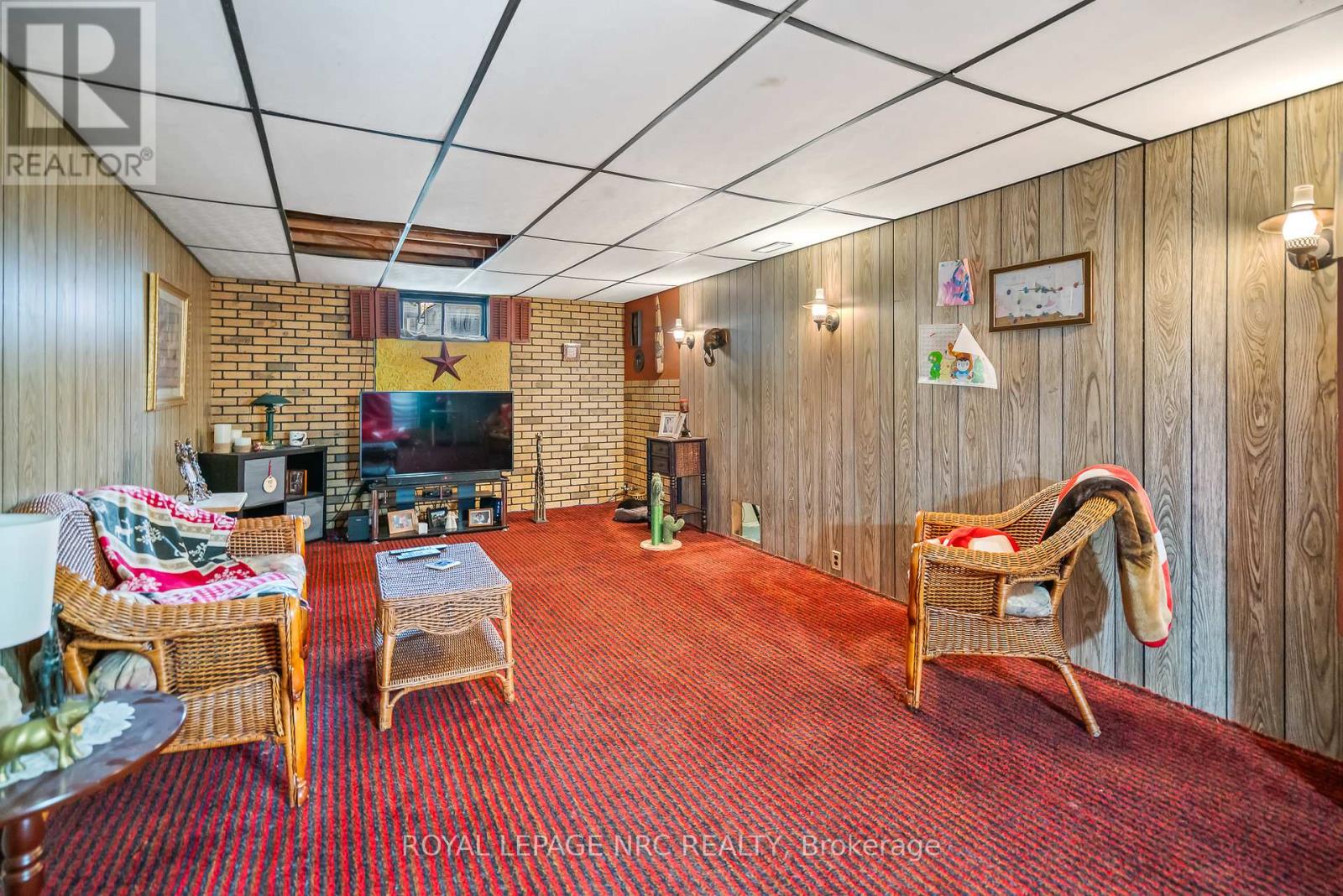 109 Mackan Street, Thorold, Ontario  L2V 1G5 - Photo 15 - X12470899