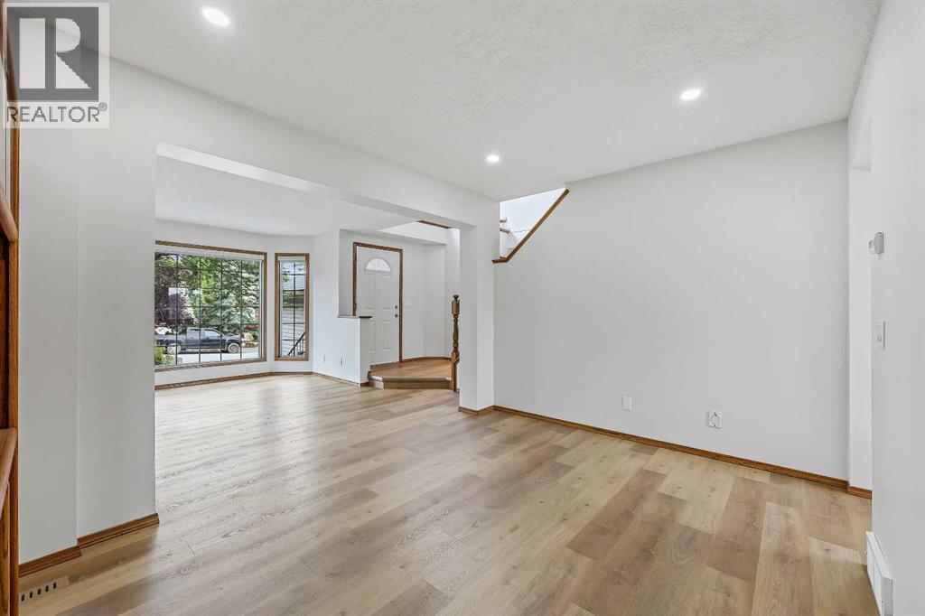 40 Edgebrook View Nw, Calgary, Alberta  T3A 5J9 - Photo 6 - A2242593