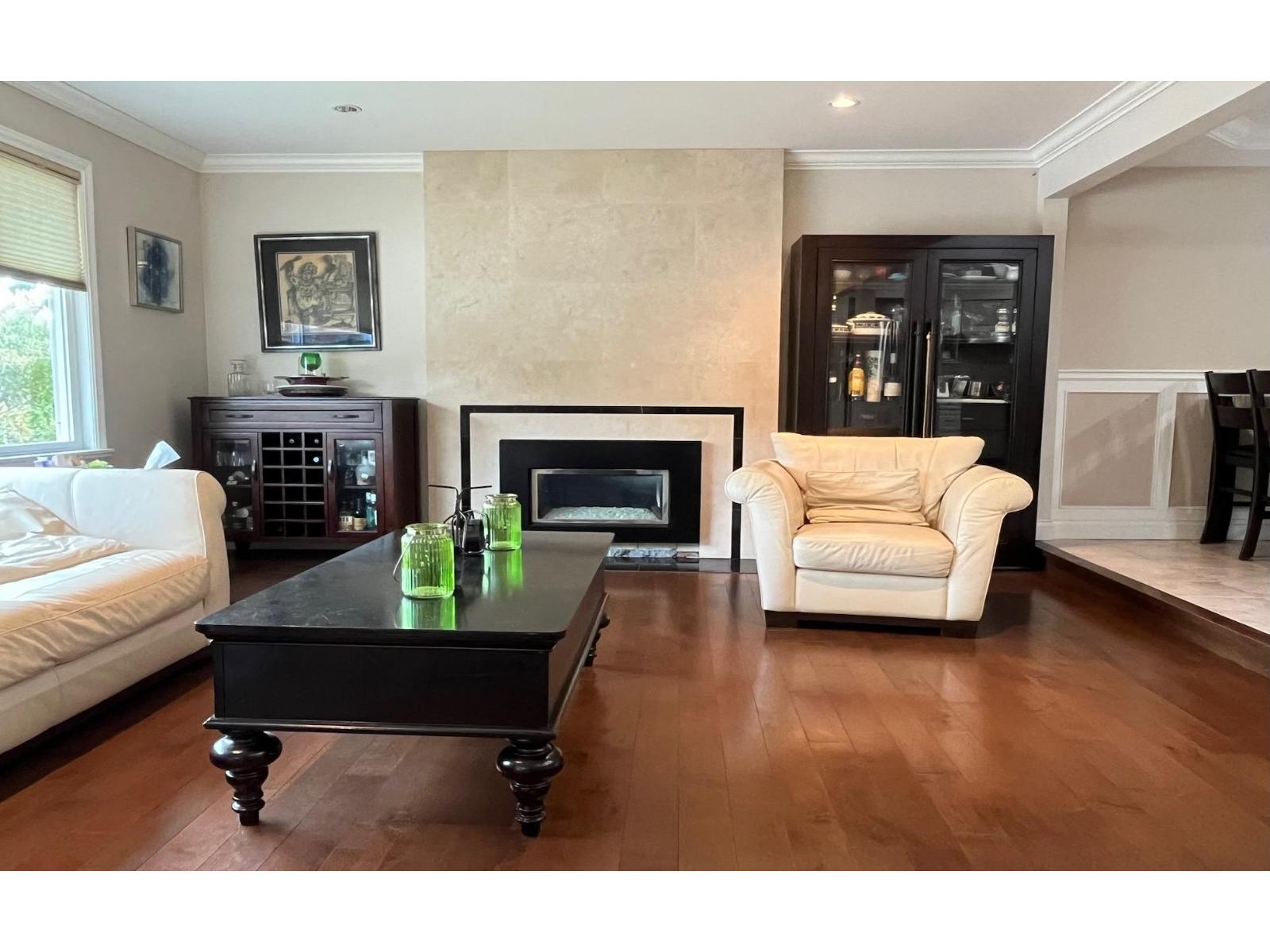 1901 Iris Place, Surrey, British Columbia  V4A 5E4 - Photo 3 - R2997317