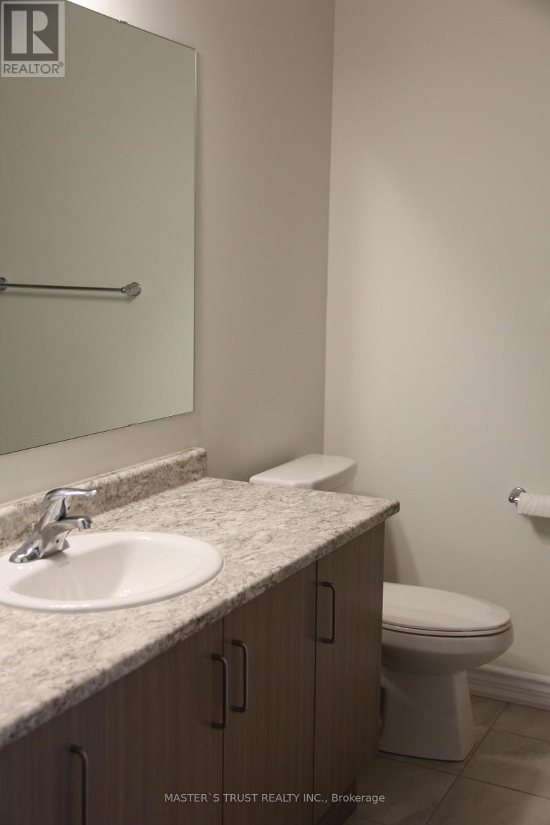 20 Blackpool Lane E, East Gwillimbury, Ontario  L9N 0R7 - Photo 10 - N12470900