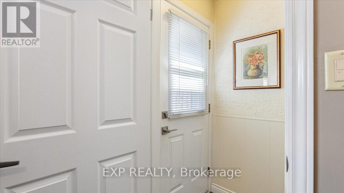 1452 Oneida Court, Oshawa, Ontario  L1G 4M6 - Photo 24 - E12454157
