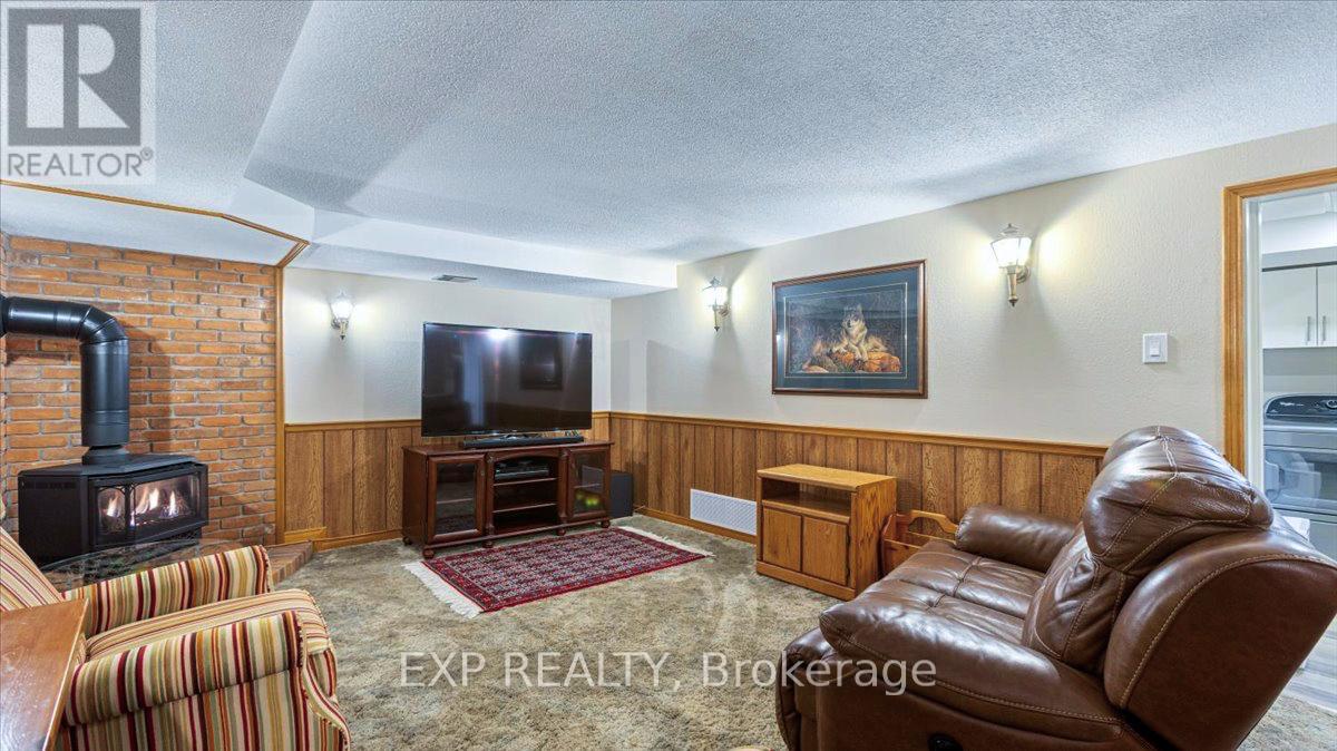 1452 Oneida Court, Oshawa, Ontario  L1G 4M6 - Photo 31 - E12454157