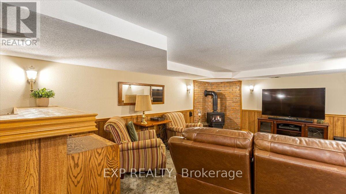 1452 Oneida Court, Oshawa, Ontario  L1G 4M6 - Photo 29 - E12454157