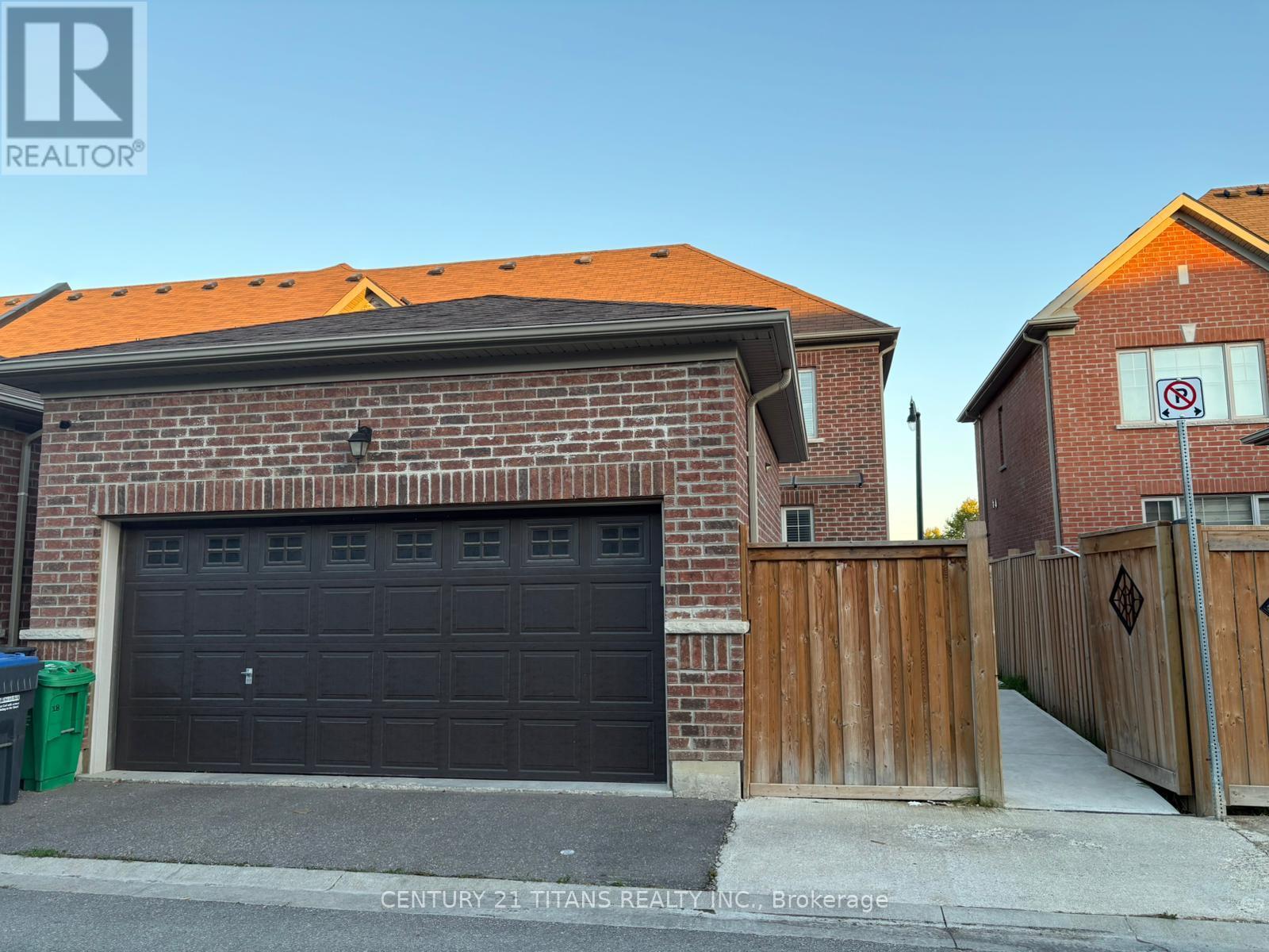 Main - 18 Primo Road, Brampton, Ontario  L7A 3Y1 - Photo 3 - W12470901