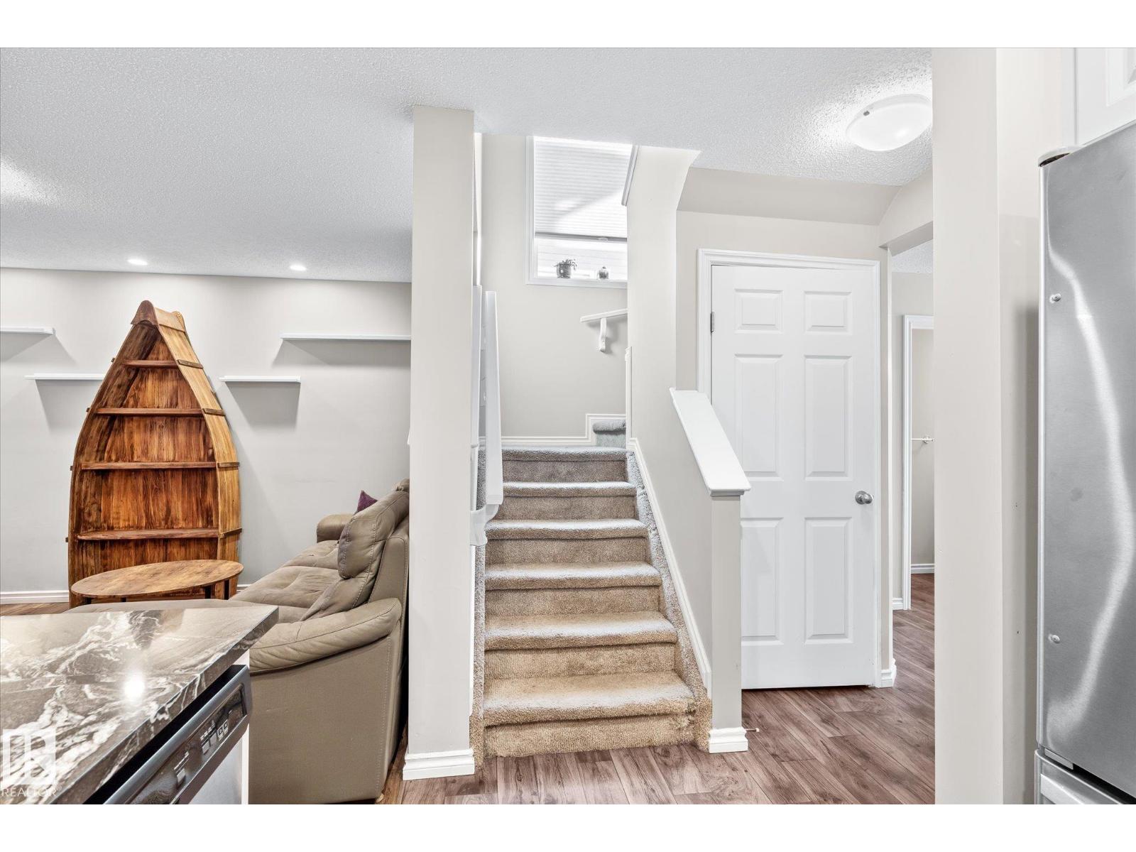 2424 19a Av Nw, Edmonton, Alberta  T6T 2C9 - Photo 15 - E4462754