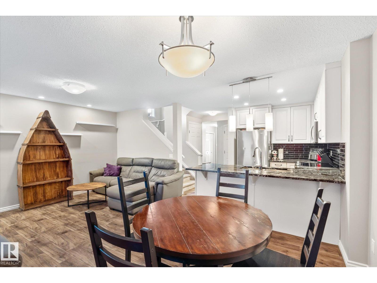 2424 19a Av Nw, Edmonton, Alberta  T6T 2C9 - Photo 9 - E4462754
