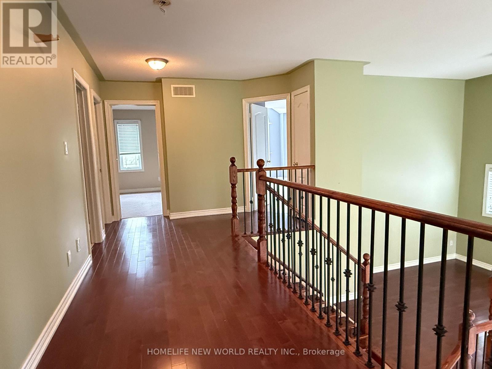 144 Nantucket Drive, Richmond Hill, Ontario  L4E 4H2 - Photo 13 - N12470787