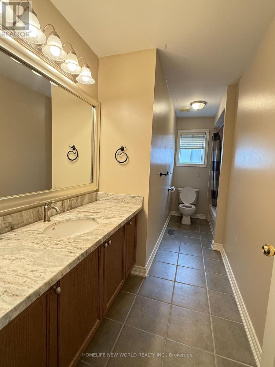 144 Nantucket Drive, Richmond Hill, Ontario  L4E 4H2 - Photo 21 - N12470787