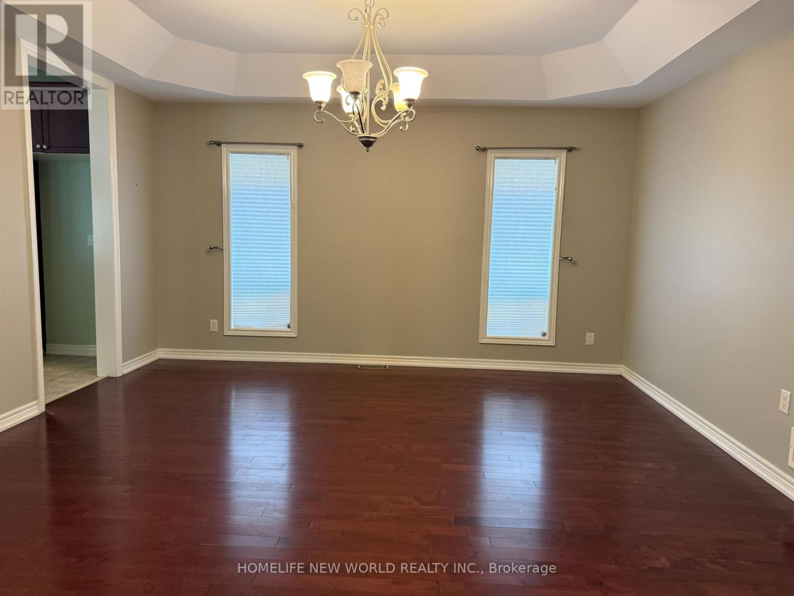 144 Nantucket Drive, Richmond Hill, Ontario  L4E 4H2 - Photo 9 - N12470787