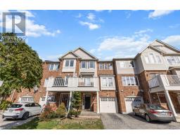 879 WILLINGDON CRESCENT, Milton, Ontario