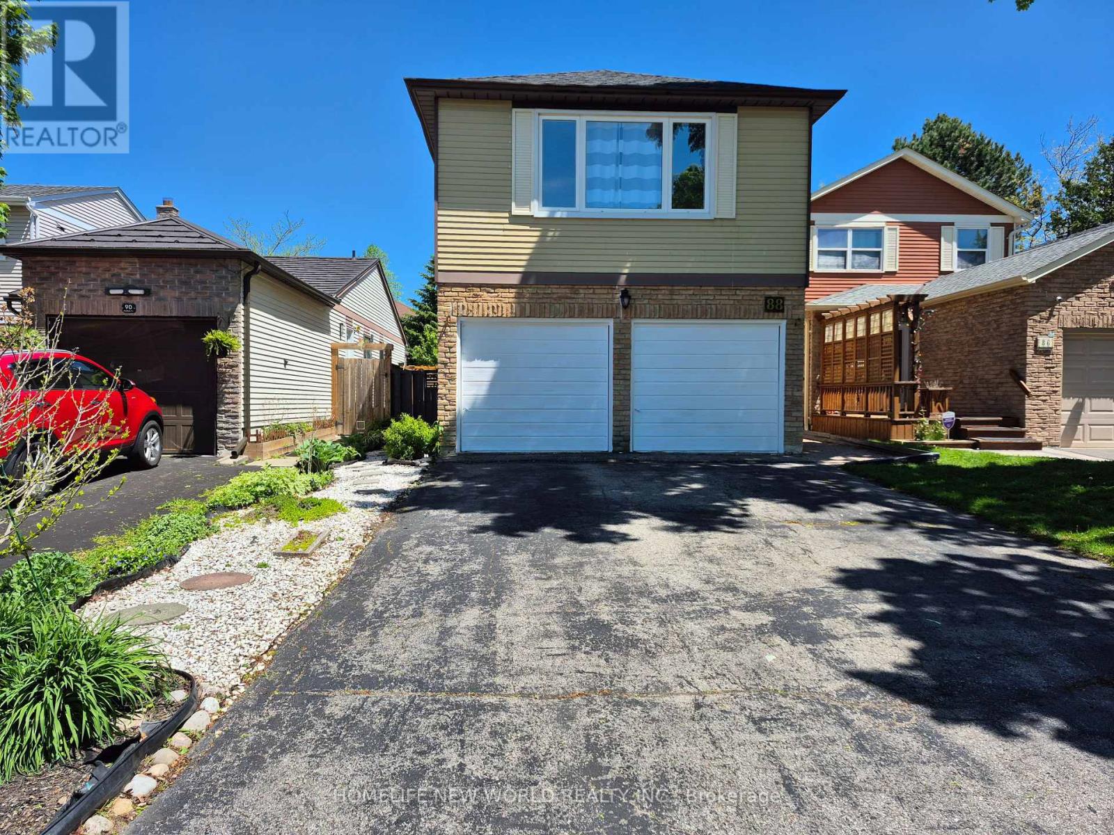 88 Madsen Crescent, Markham, Ontario  L3R 4P3 - Photo 2 - N12470897