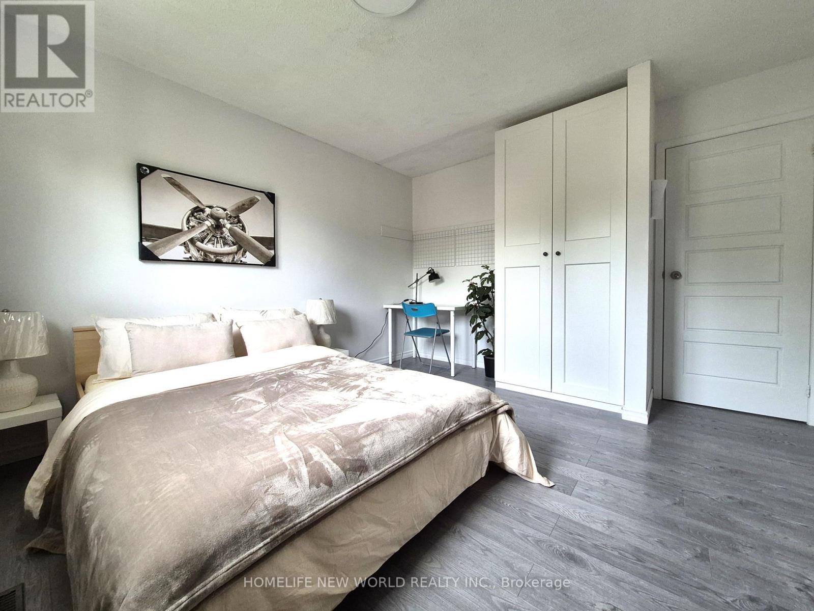 88 Madsen Crescent, Markham, Ontario  L3R 4P3 - Photo 11 - N12470897