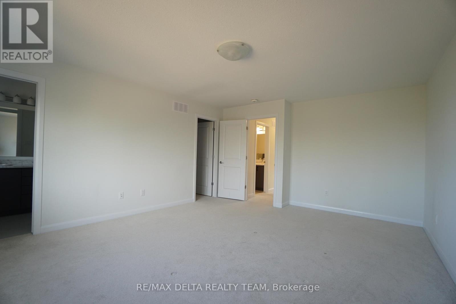 351 Establish Avenue, Ottawa, Ontario  K4A 5R8 - Photo 11 - X12446330