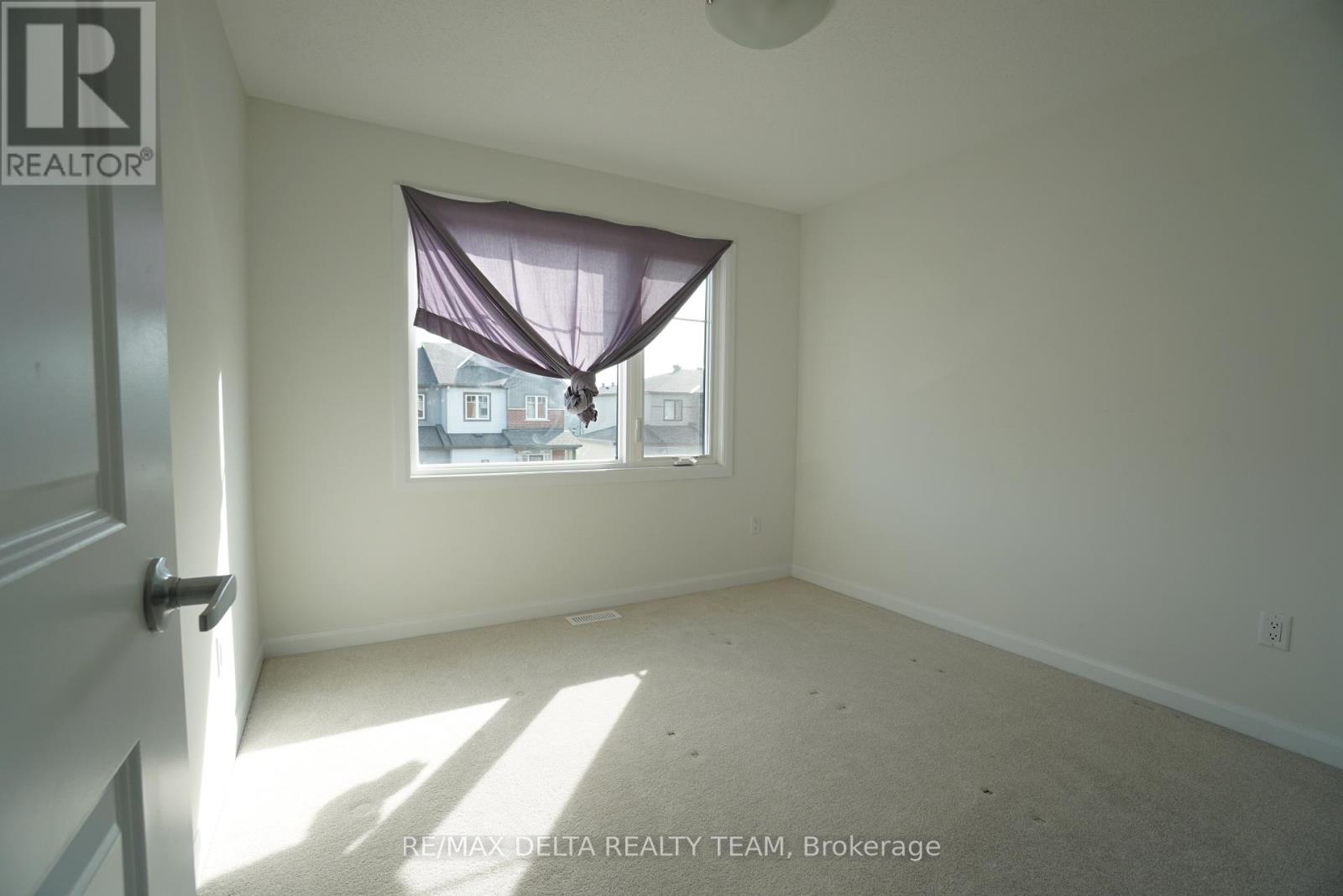 351 Establish Avenue, Ottawa, Ontario  K4A 5R8 - Photo 14 - X12446330