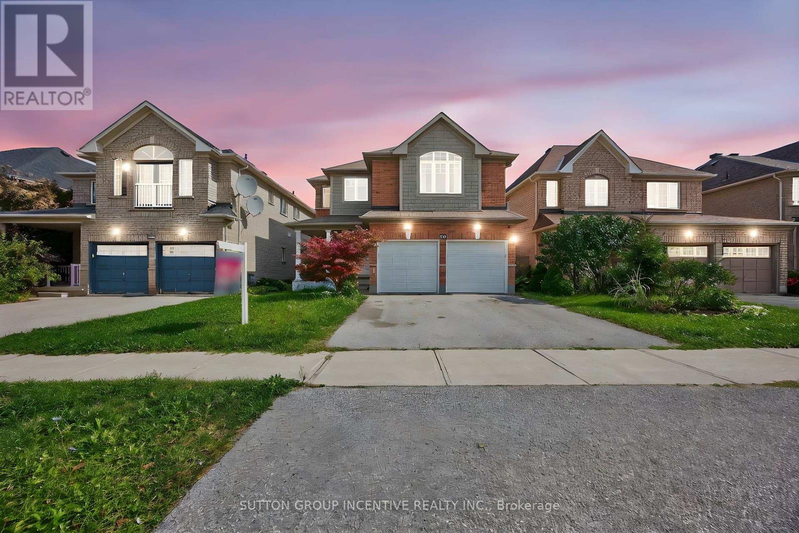 50 Tudor Crescent, Barrie, Ontario  L4M 0A8 - Photo 2 - S12412678